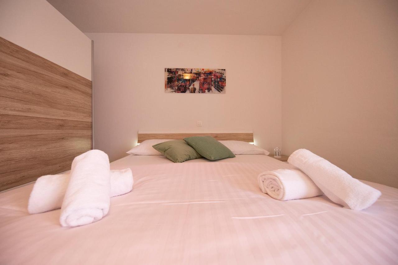 Apartman 2 Relax Zadarアパートメント エクステリア 写真