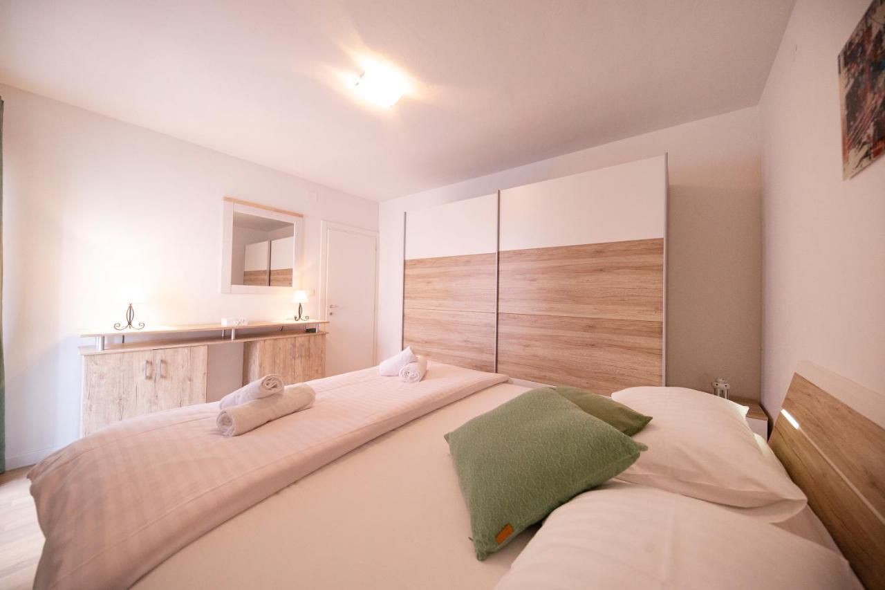 Apartman 2 Relax Zadarアパートメント エクステリア 写真